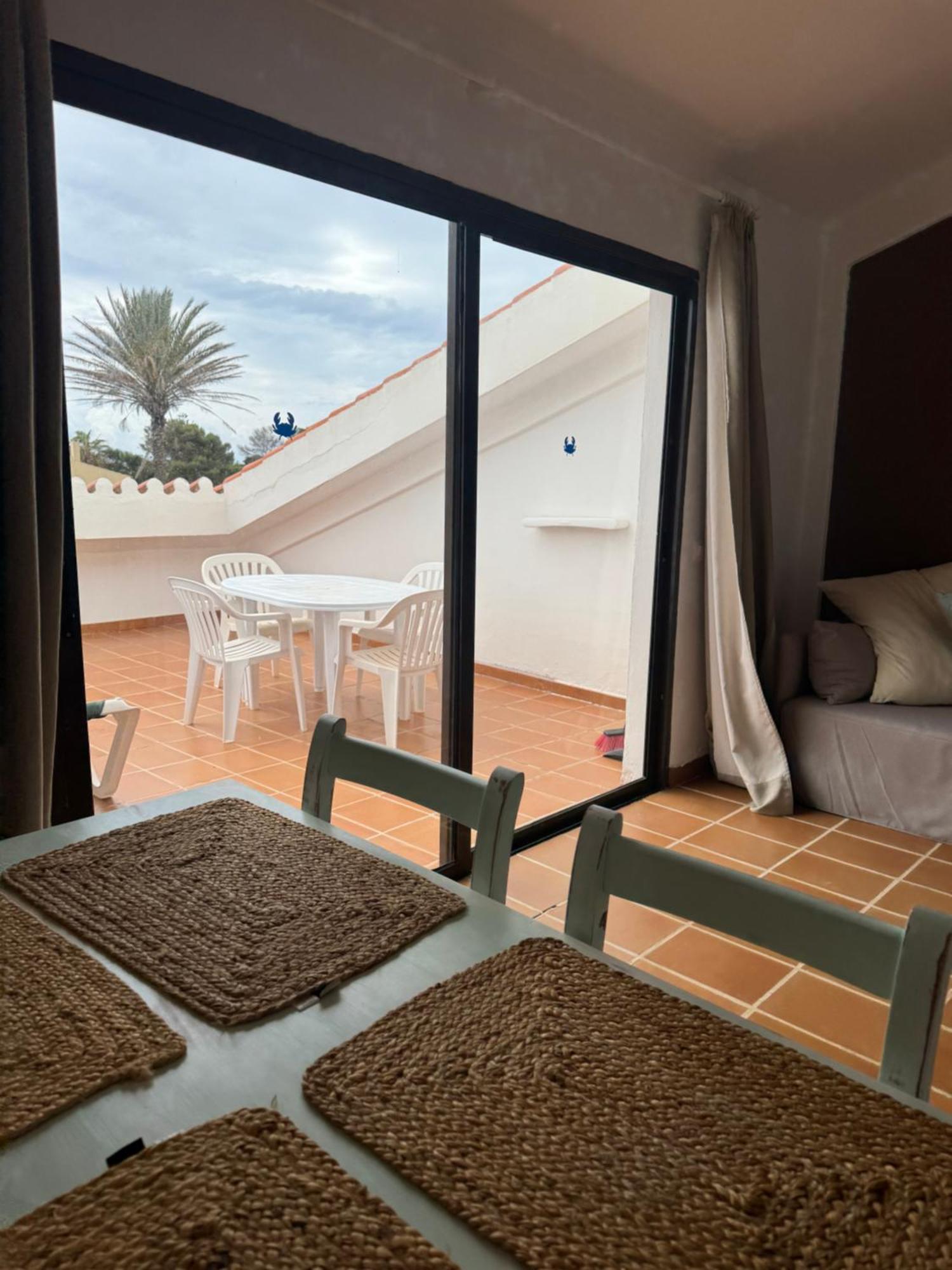 Nuramar Aparthotel Кала'н Бош Екстериор снимка